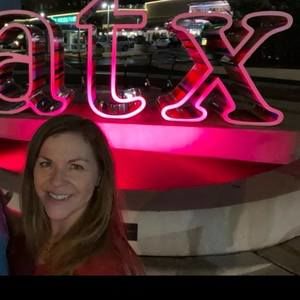 Meet your Posher, Carol